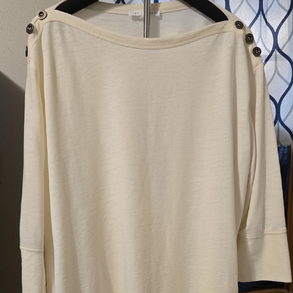Elegant Cream Button-Accent Blouse